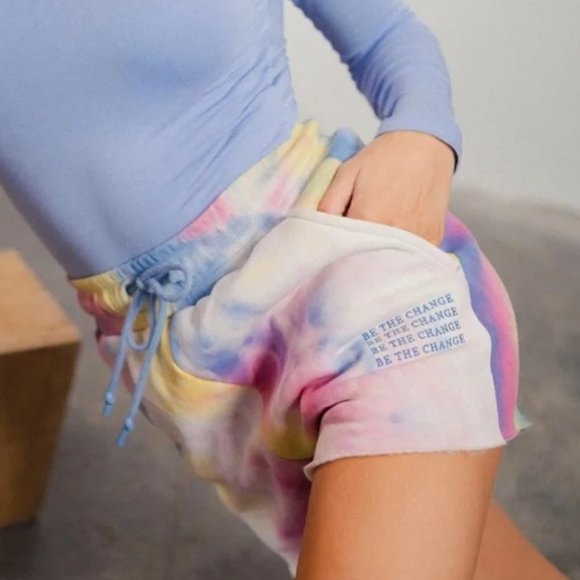 Balance Athletica Affirmation Short in Acid Rain - Size Medium - Picture 2 of 2